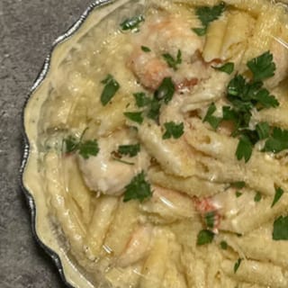 Shrimp Alfredo Over Pasta